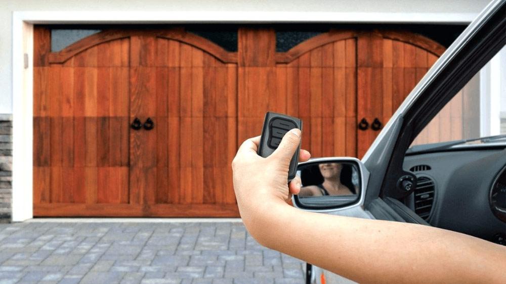 Garage-Door-Opener Garage-Door-Opener